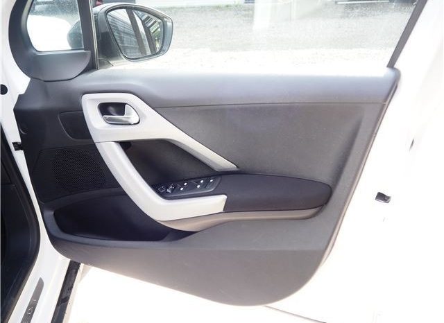 Peugeot 2008 2016 full