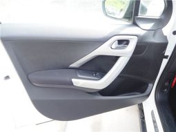 Peugeot 2008 2016 full