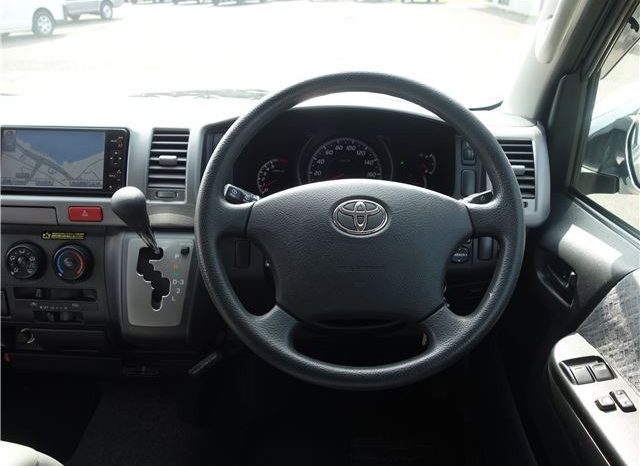 Toyota Hiace Van Long Super GL 2010 full