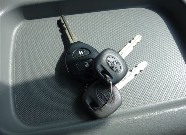 Toyota Hiace Van Long Super GL 2010 full