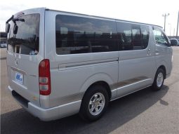 Toyota Hiace Van Long Super GL 2010 full
