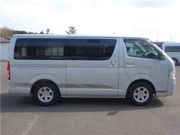 Toyota Hiace Van Long Super GL 2010 full