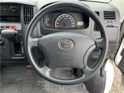 Toyota TownAce Van DX 2009 full