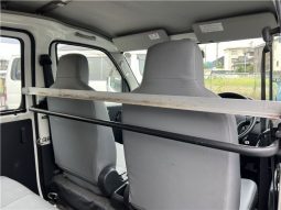 Toyota TownAce Van DX 2009 full