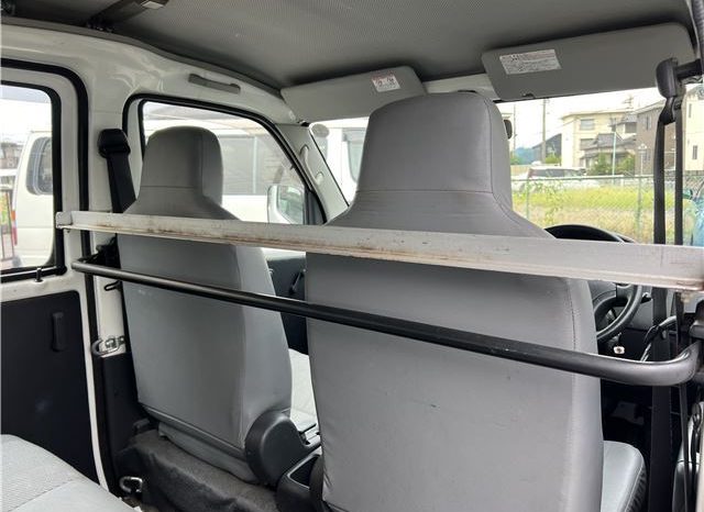 Toyota TownAce Van DX 2009 full