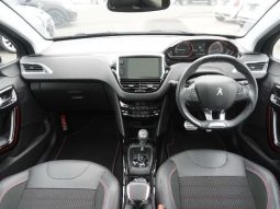 Peugeot 2008 GT Line 2017 full