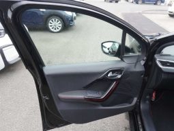 Peugeot 2008 GT Line 2017 full