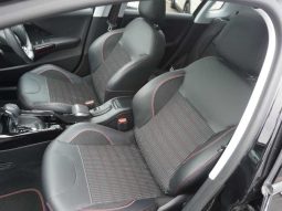 Peugeot 2008 GT Line 2017 full