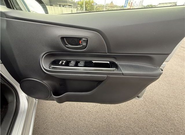 Toyota Aqua S Style Black 2016 full