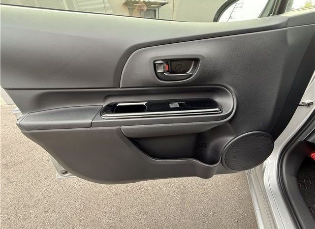 Toyota Aqua S Style Black 2016 full