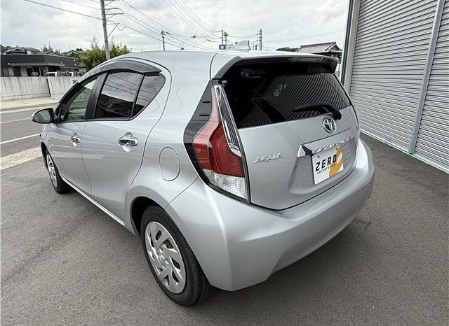 Toyota Aqua S Style Black 2016 full