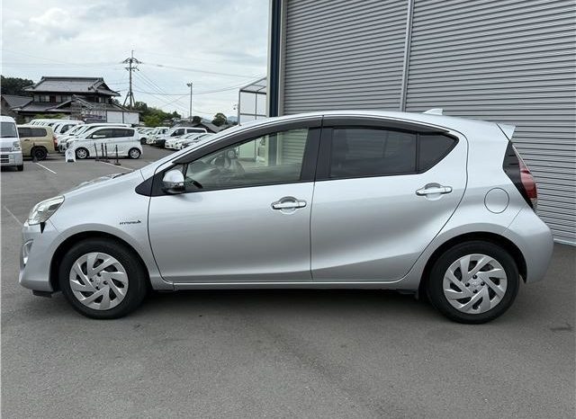 Toyota Aqua S Style Black 2016 full