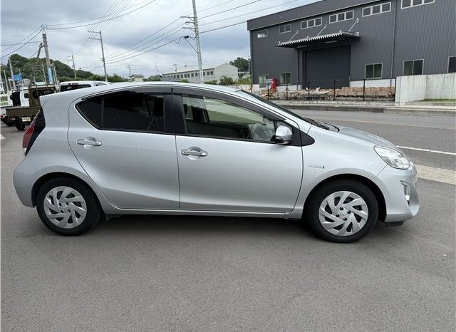 Toyota Aqua S Style Black 2016 full