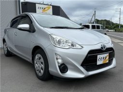 Toyota Aqua S Style Black 2016 full