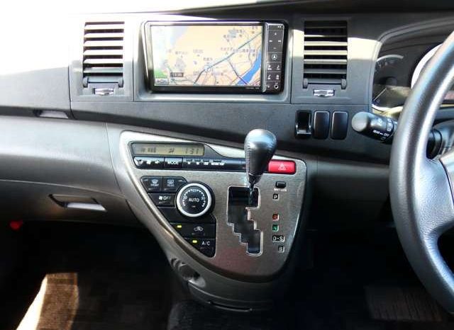 Toyota ISIS Platana Black Limited 2010 full