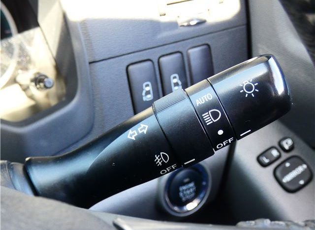 Toyota ISIS Platana Black Limited 2010 full