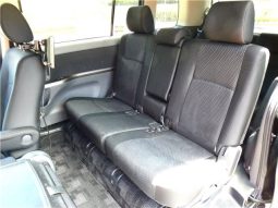 Toyota ISIS Platana Black Limited 2010 full