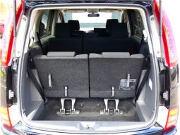 Toyota ISIS Platana Black Limited 2010 full