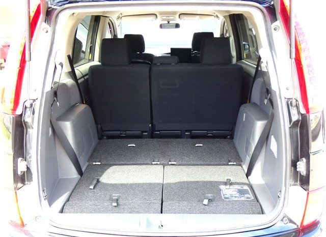 Toyota ISIS Platana Black Limited 2010 full