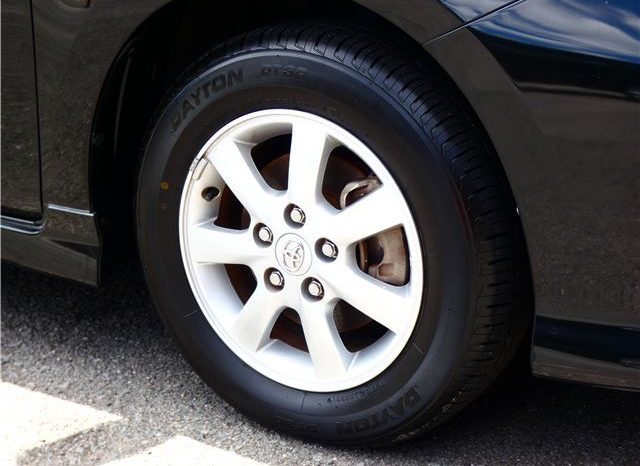 Toyota ISIS Platana Black Limited 2010 full