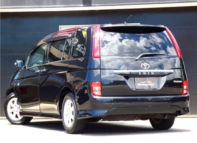 Toyota ISIS Platana Black Limited 2010 full