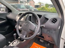 Toyota IST 150G 2013 full
