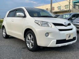 Toyota IST 150G 2013 full