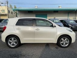 Toyota IST 150G 2013 full