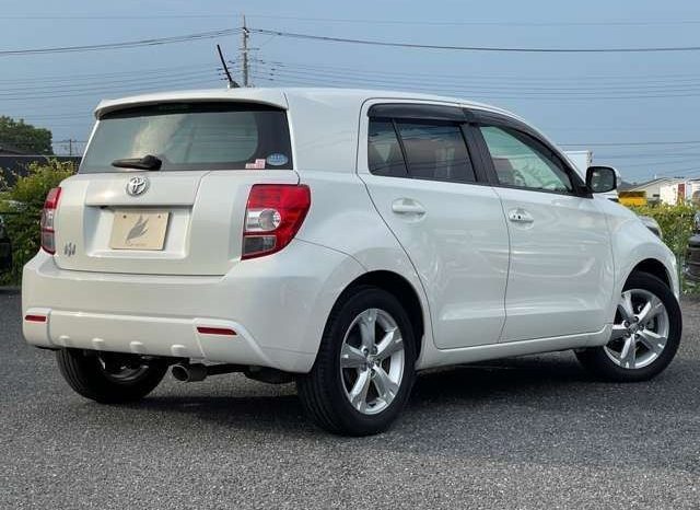 Toyota IST 150G 2013 full