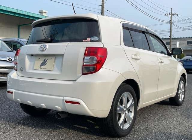 Toyota IST 150G 2013 full