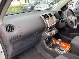 Toyota IST 150G 2013 full