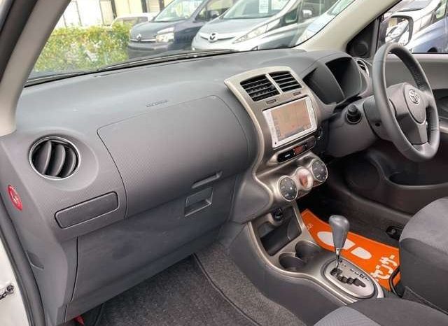 Toyota IST 150G 2013 full