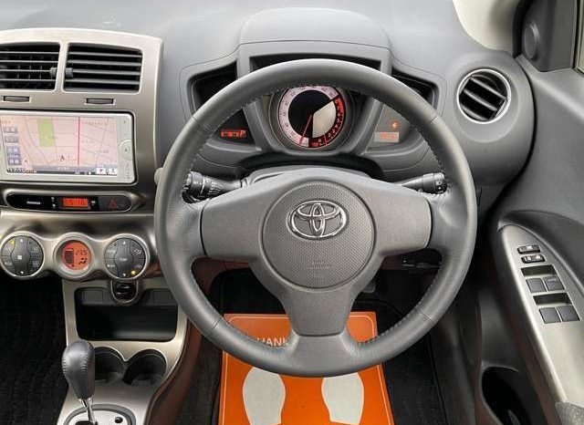 Toyota IST 150G 2013 full