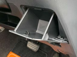 Toyota IST 150G 2013 full