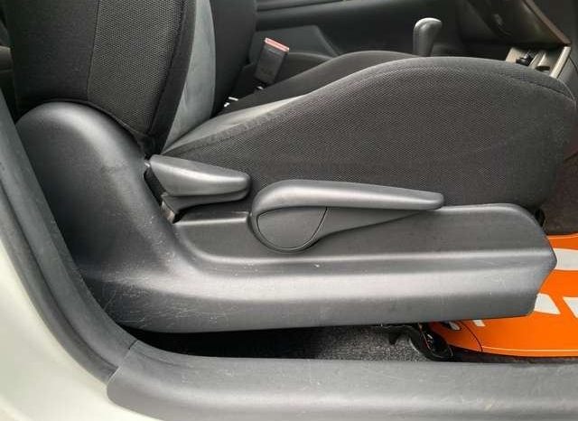 Toyota IST 150G 2013 full