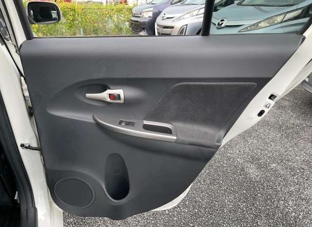 Toyota IST 150G 2013 full