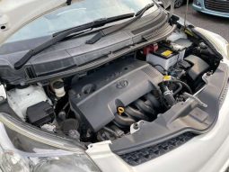 Toyota IST 150G 2013 full