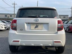 Toyota IST 150G 2013 full