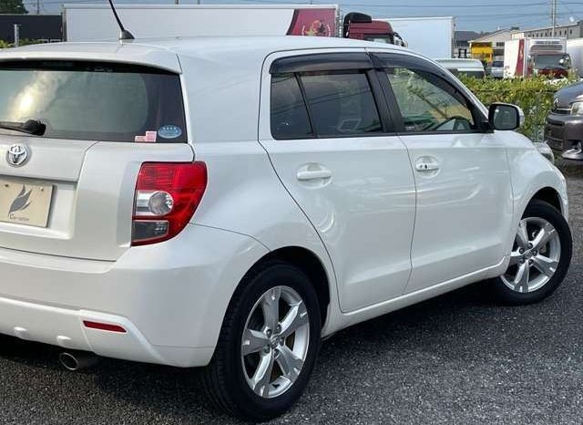 Toyota IST 150G 2013 full