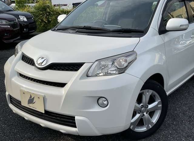 Toyota IST 150G 2013 full