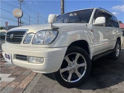 Toyota Land Cruiser Cygnus 2002 full