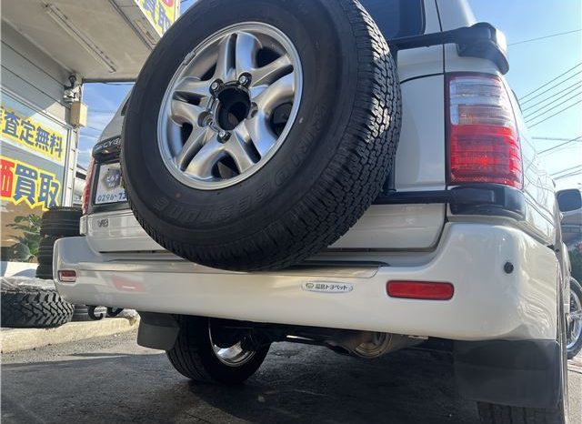 Toyota Land Cruiser Cygnus 2002 full