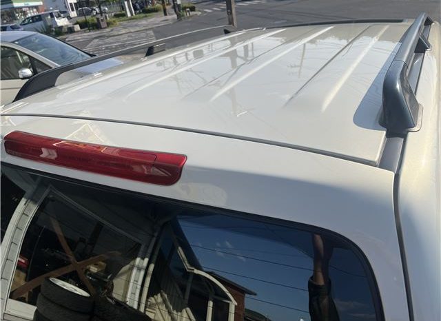 Toyota Land Cruiser Cygnus 2002 full