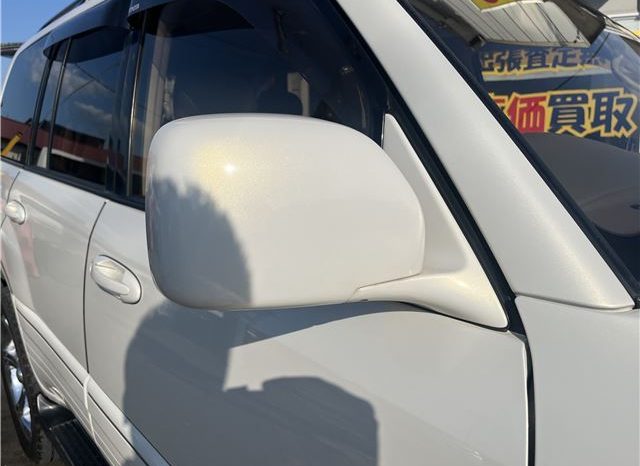 Toyota Land Cruiser Cygnus 2002 full