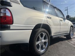 Toyota Land Cruiser Cygnus 2002 full