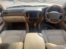 Toyota Land Cruiser Cygnus 2002 full