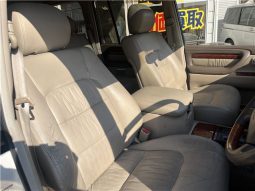 Toyota Land Cruiser Cygnus 2002 full