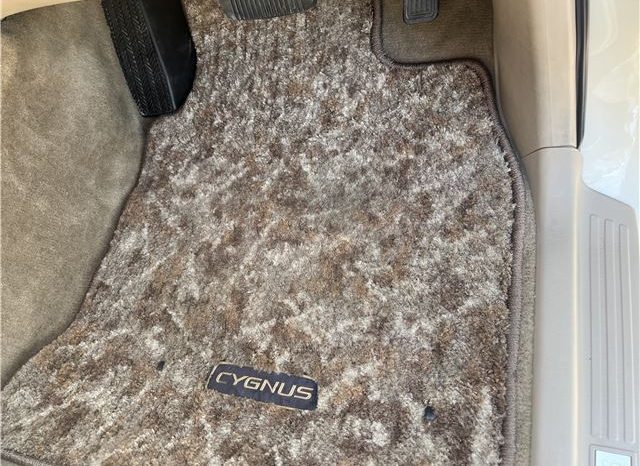 Toyota Land Cruiser Cygnus 2002 full