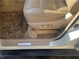 Toyota Land Cruiser Cygnus 2002 full