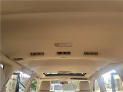 Toyota Land Cruiser Cygnus 2002 full